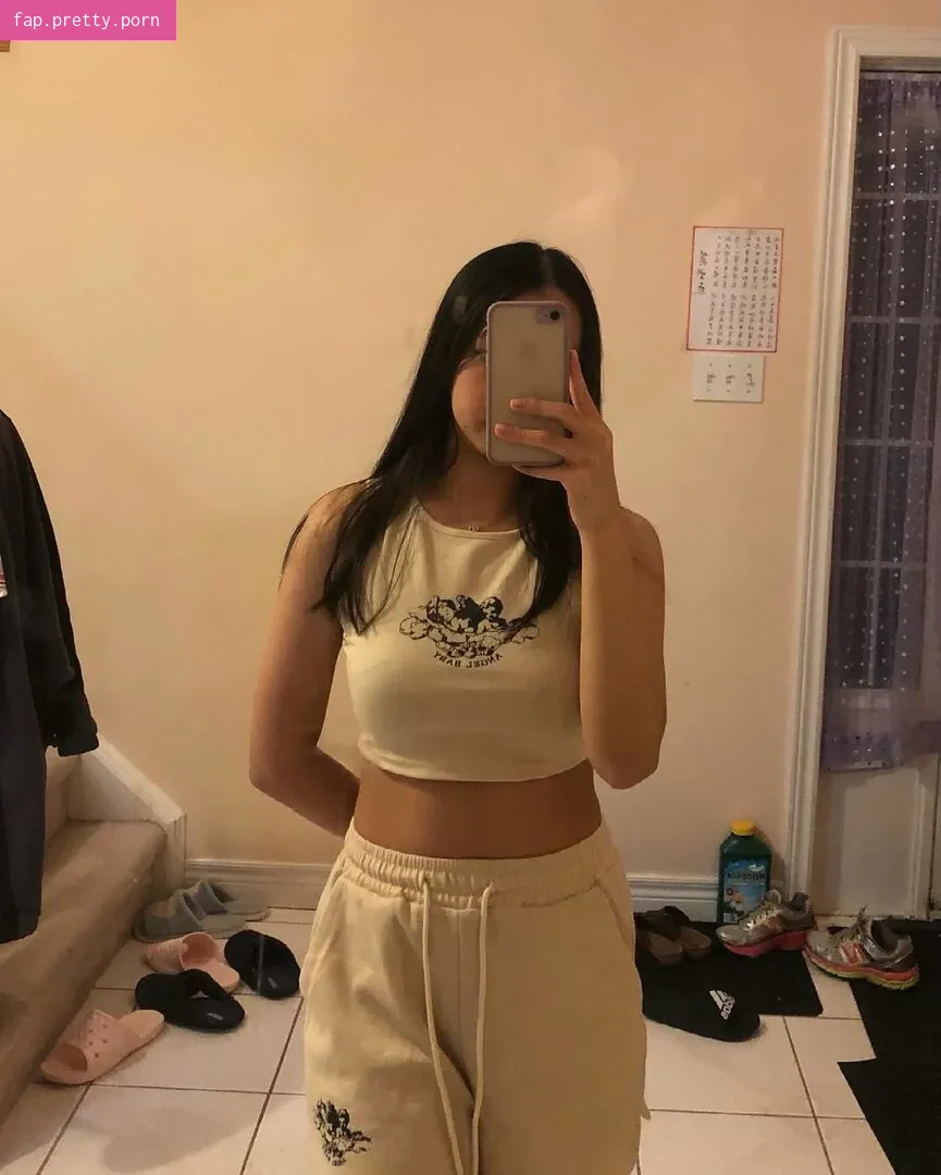 queenbaddii - Photo #02