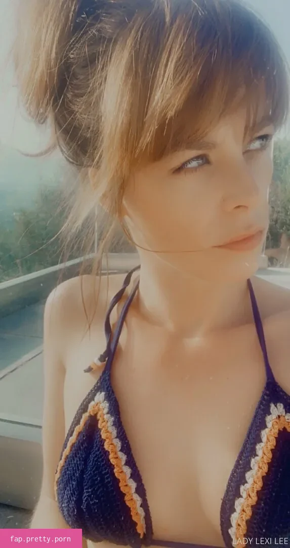 queenbeealexandrialee - Photo #14