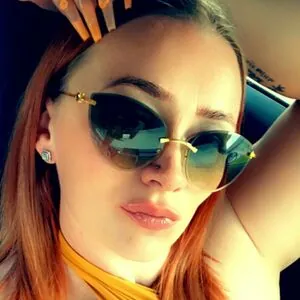 queeniethofree