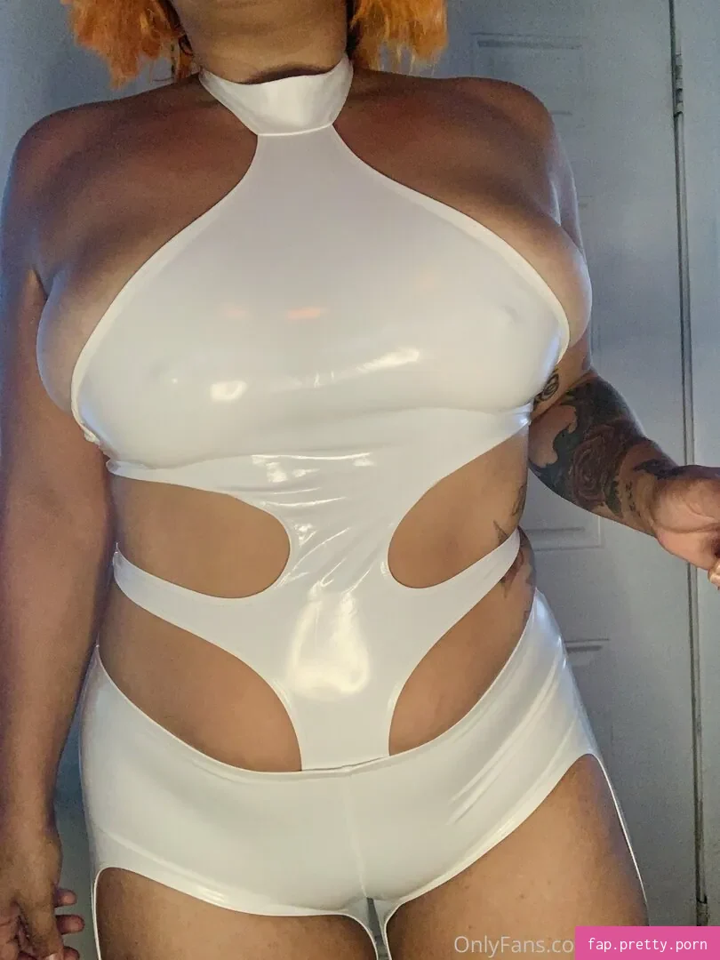 queenofcali - Photo #38