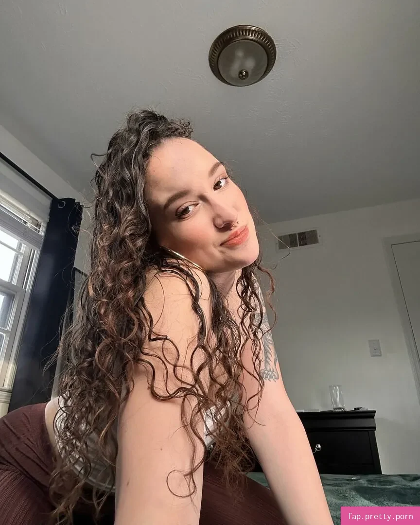 rachelhannamilks - Photo #15