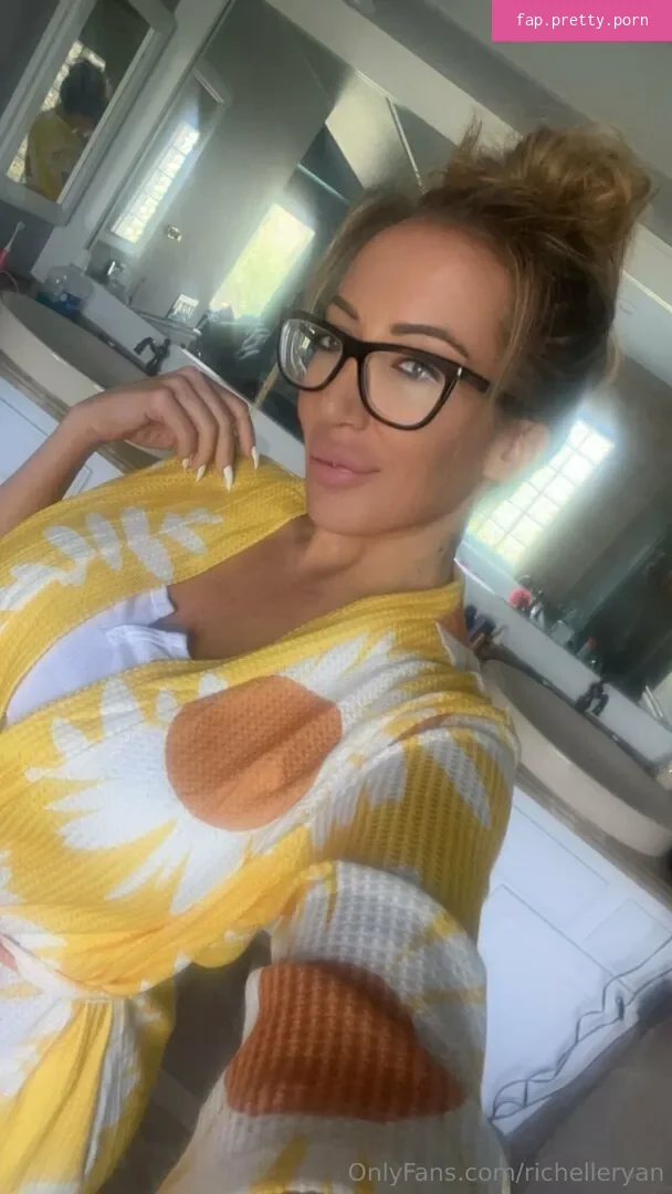 richelleryan - Photo #81