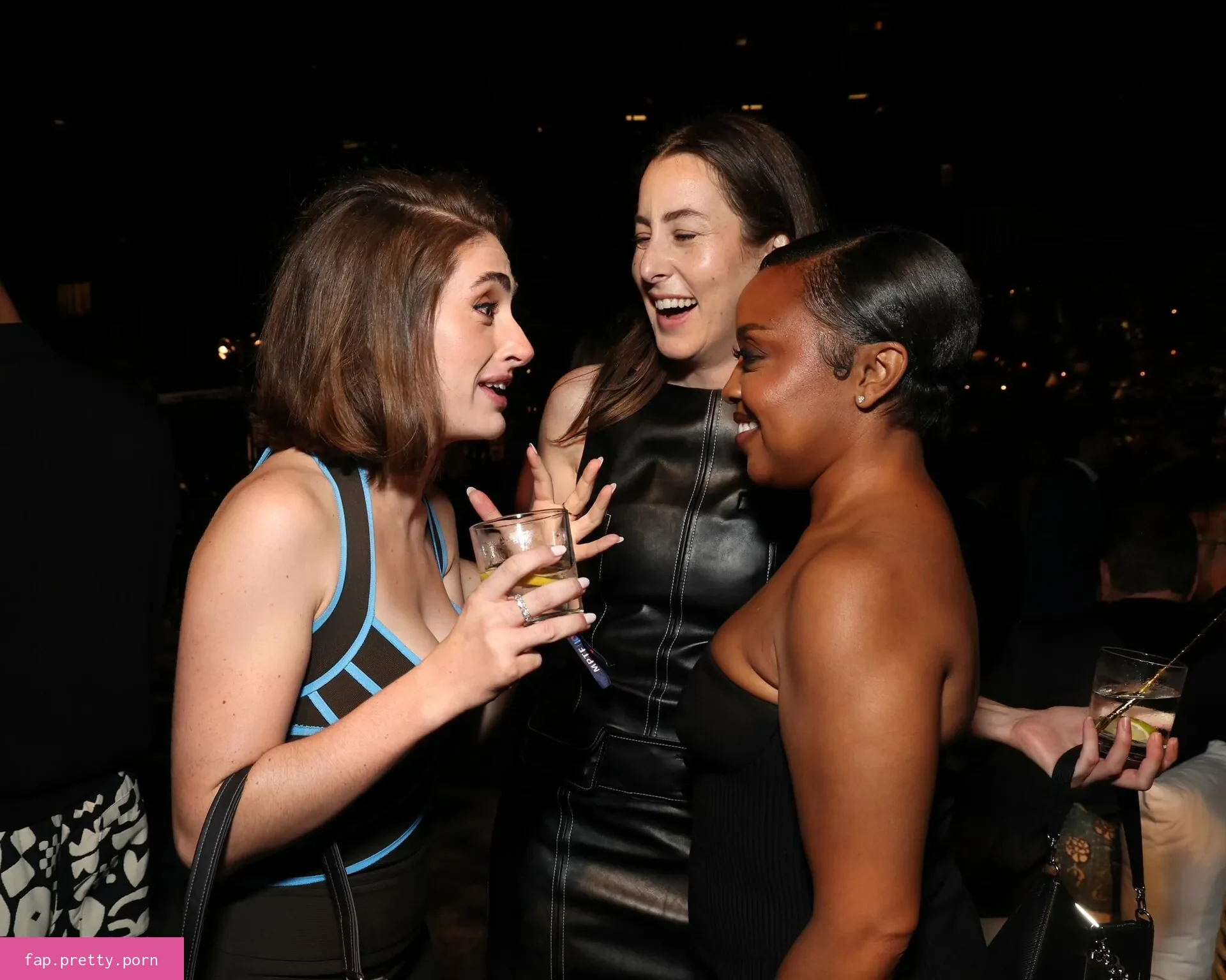 Rachel Anne Sennott - Photo #76