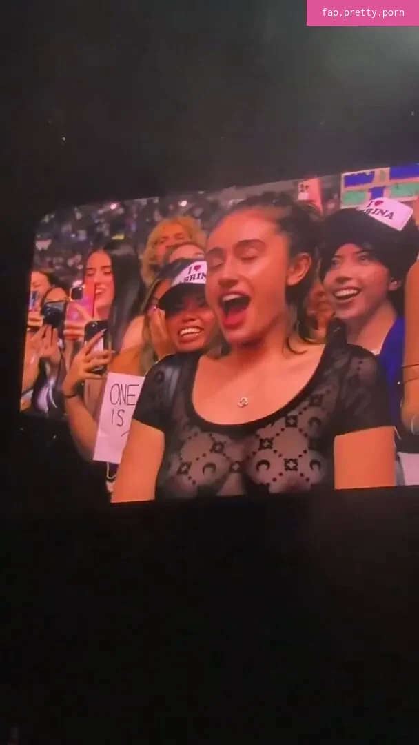 Rachel Anne Sennott - Photo #66