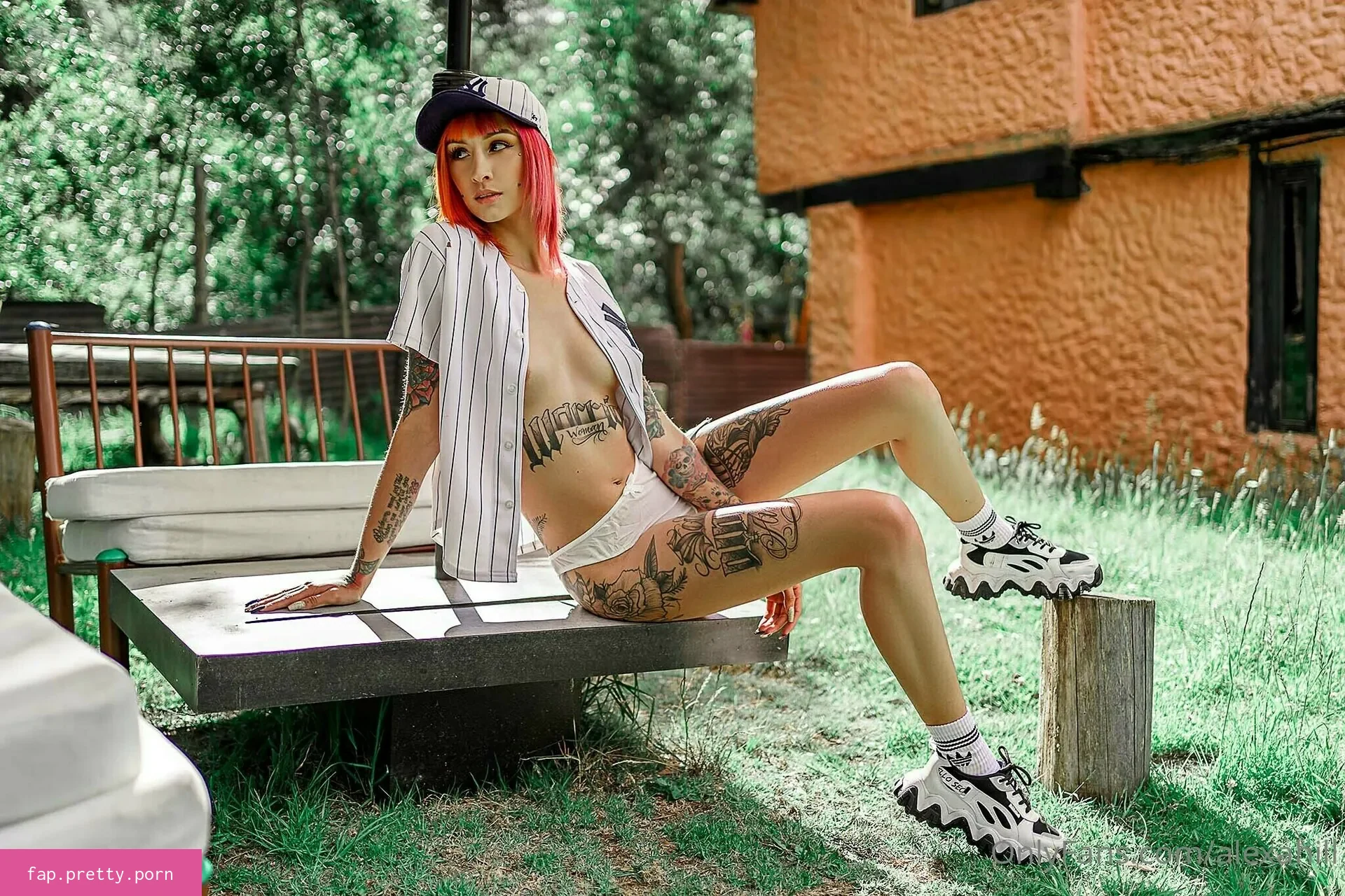 rachelgreyx - Photo #01