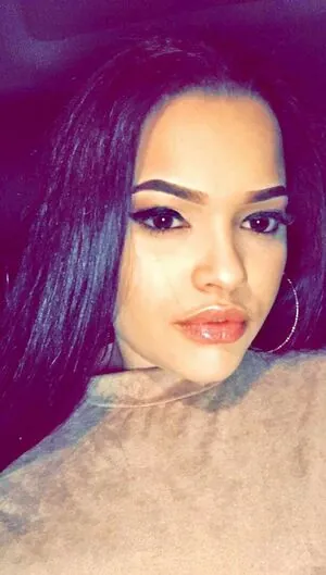 Raynefaliciteexo