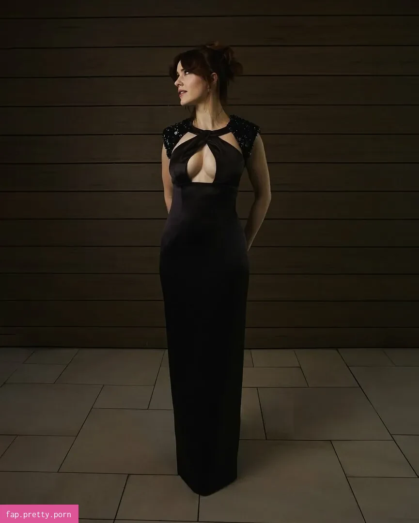 Rachel Brosnahan - Photo #65