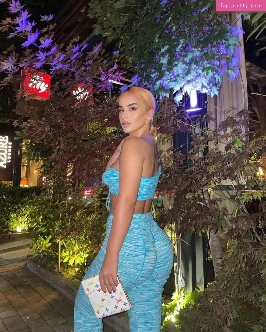 Rina Balaj - Photo #07