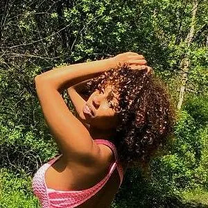 Roxanne Brown