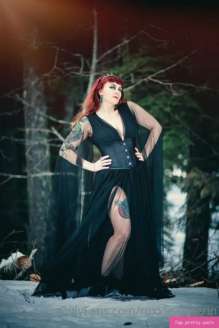 roxxie.chagrin - Photo #03