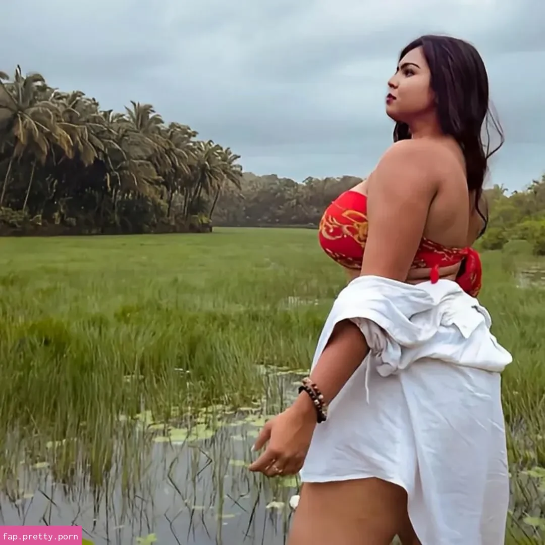Richa Dutt - Photo #65