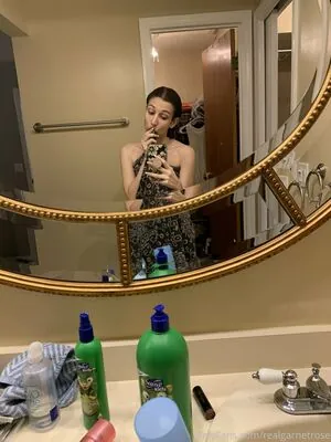 realgarnetrose