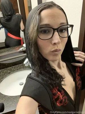 realgarnetrose