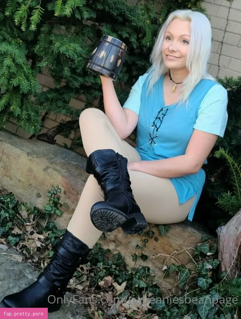 realprincesstiabeanie - Photo #57