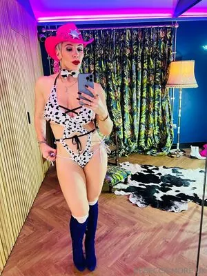 rebeccamoreuk
