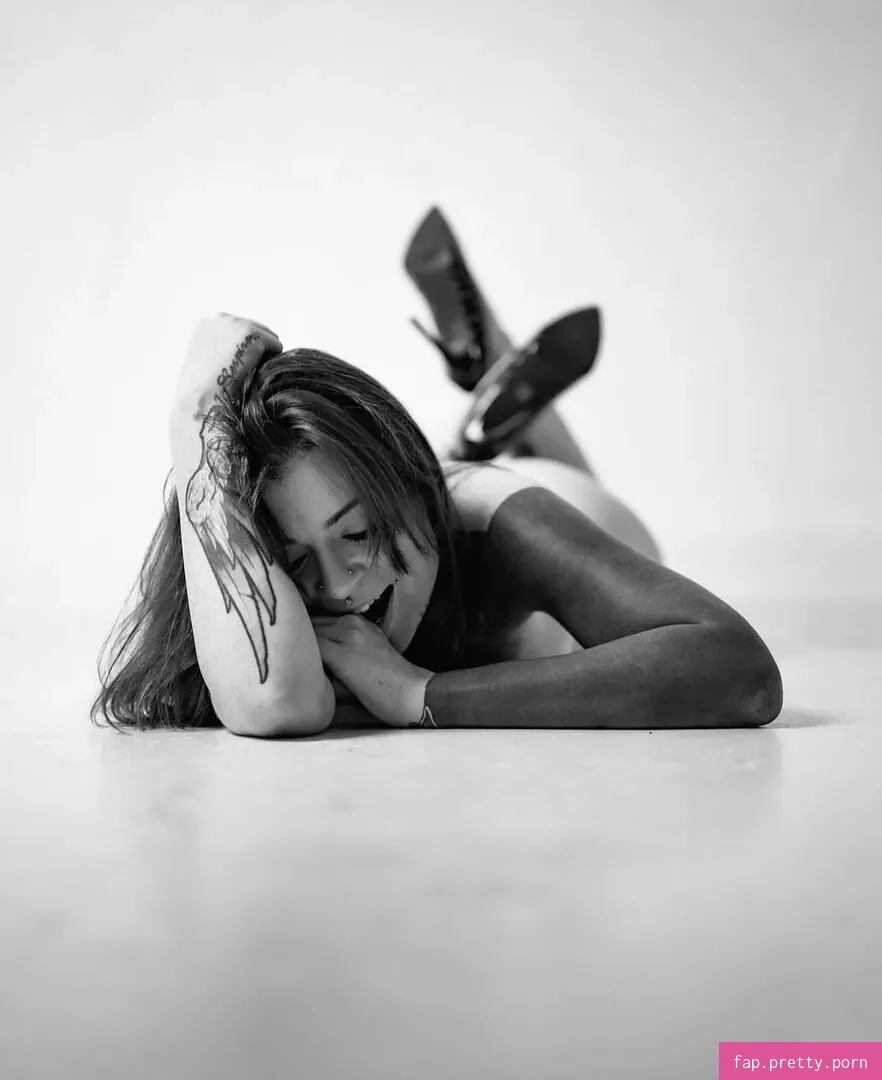 Relentlessxbabe - Photo #16
