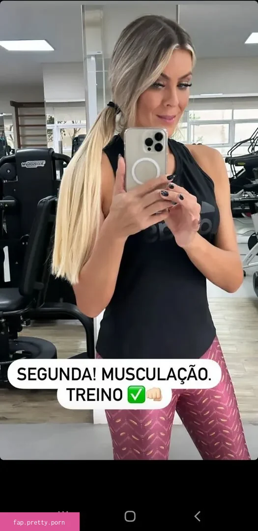 Renata Fan - Photo #88