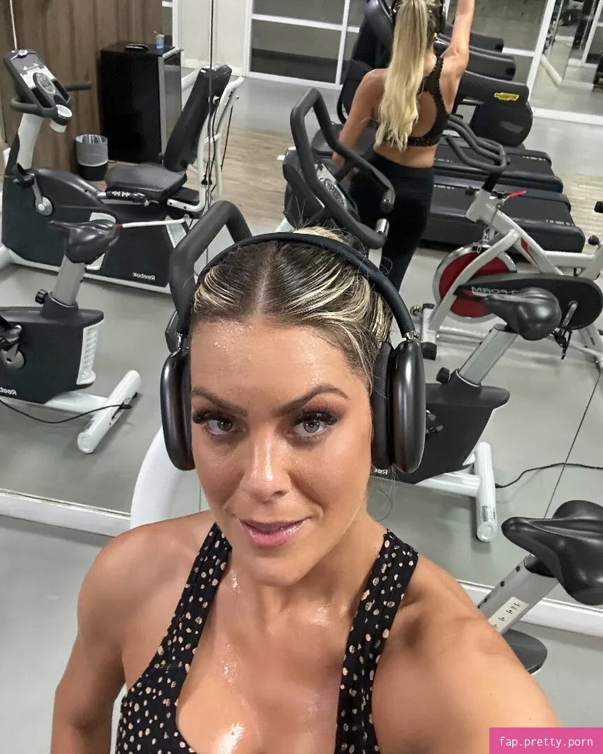 Renata Fan - Photo #91