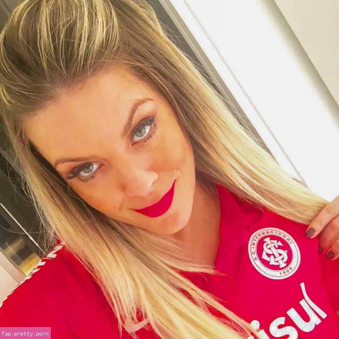 Renata Fan - Photo #51
