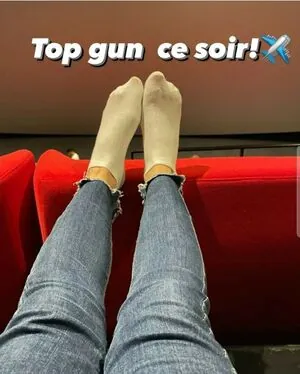 Rooxaanee Feet