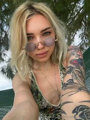 roxyloove_free