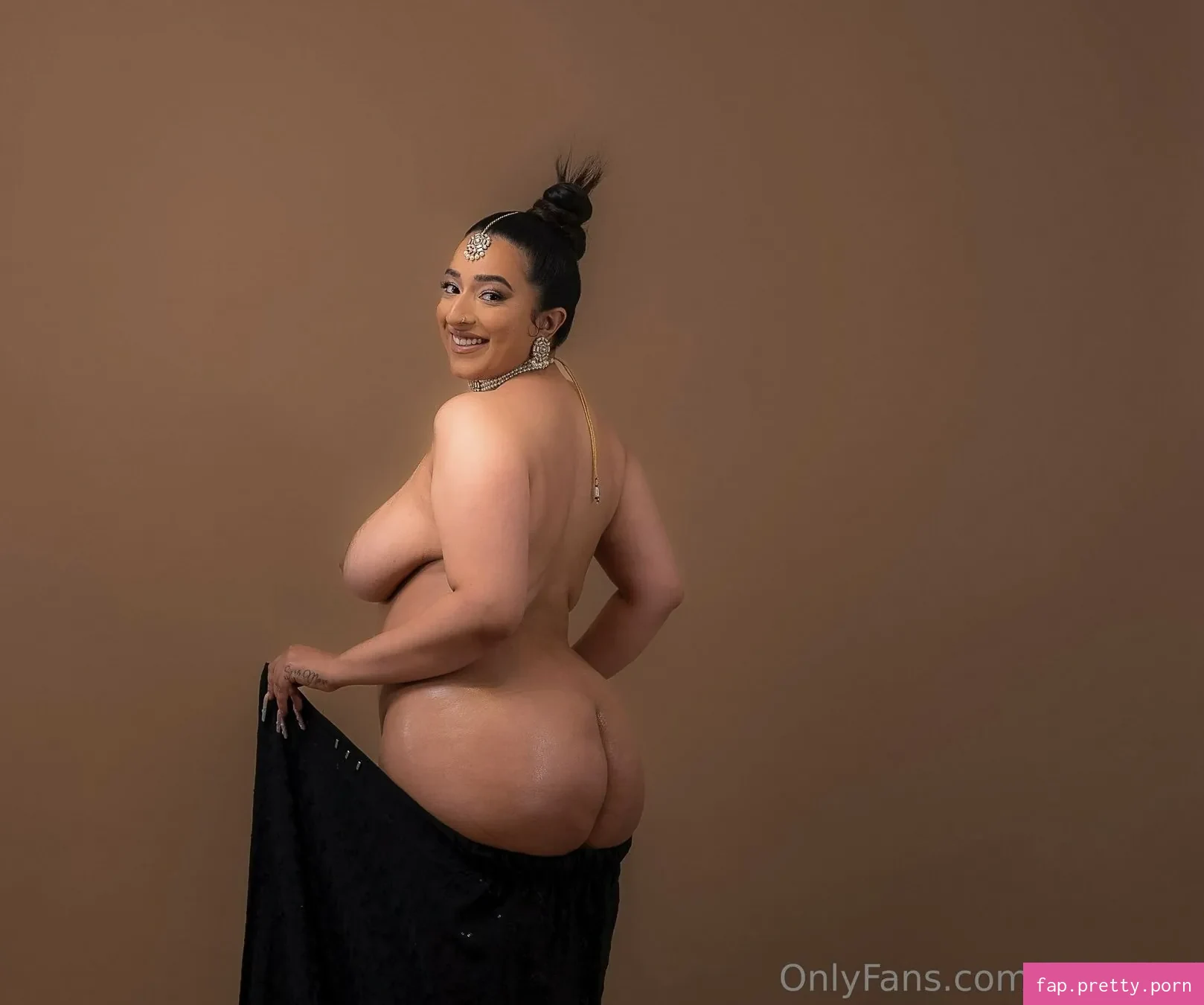 Rakhi Gill - Photo #08
