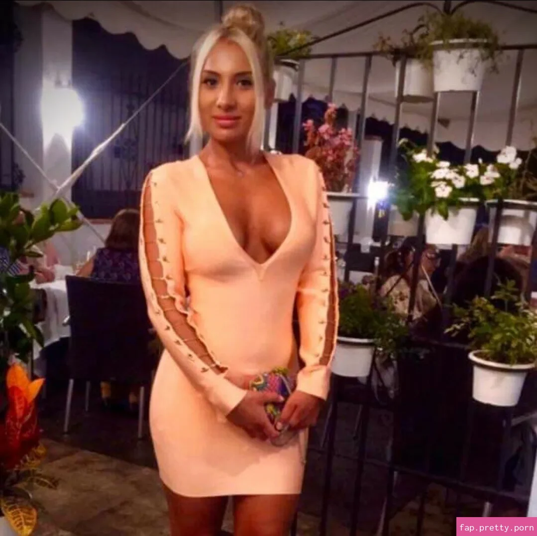 Romanian Girl - Photo #13