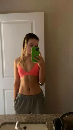 Riley Hubatka