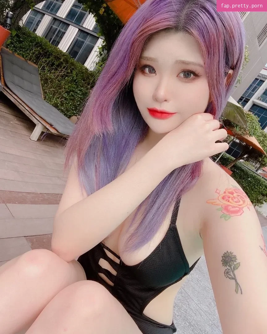 Rinsa Huang - Photo #01