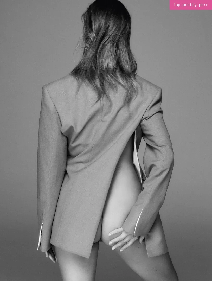 Rosie Huntington-Whiteley - Photo #15