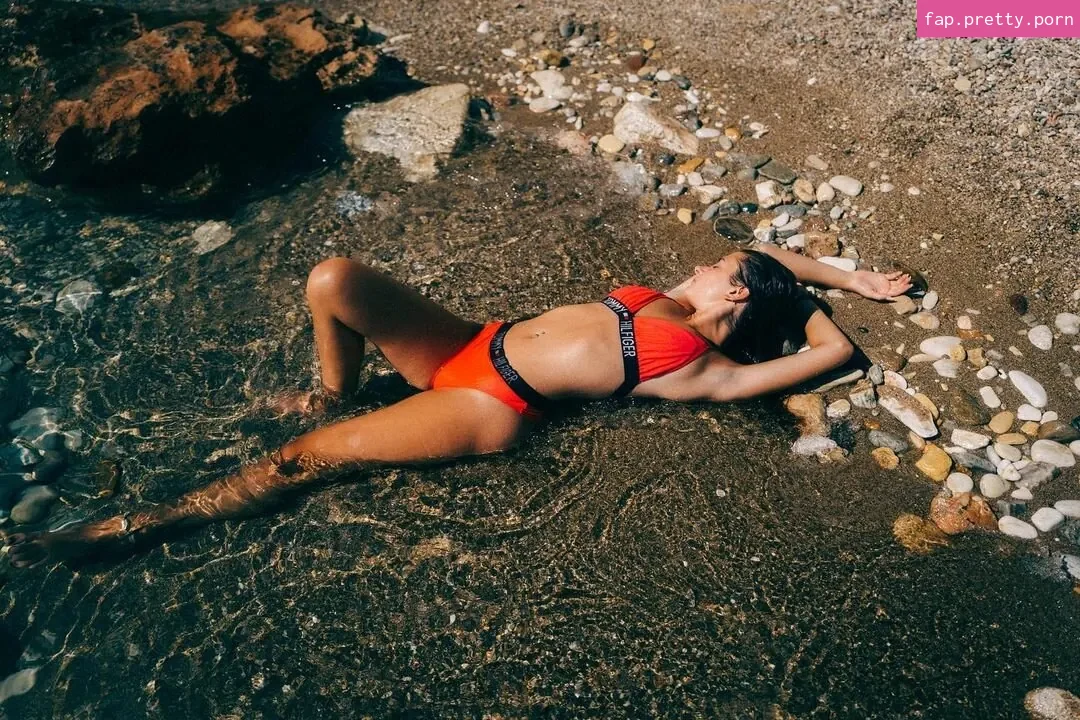 Rachel Ingram - Photo #13