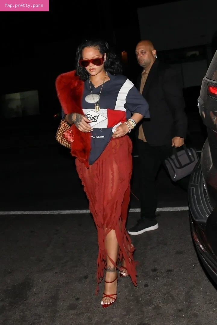Rihanna - Photo #08