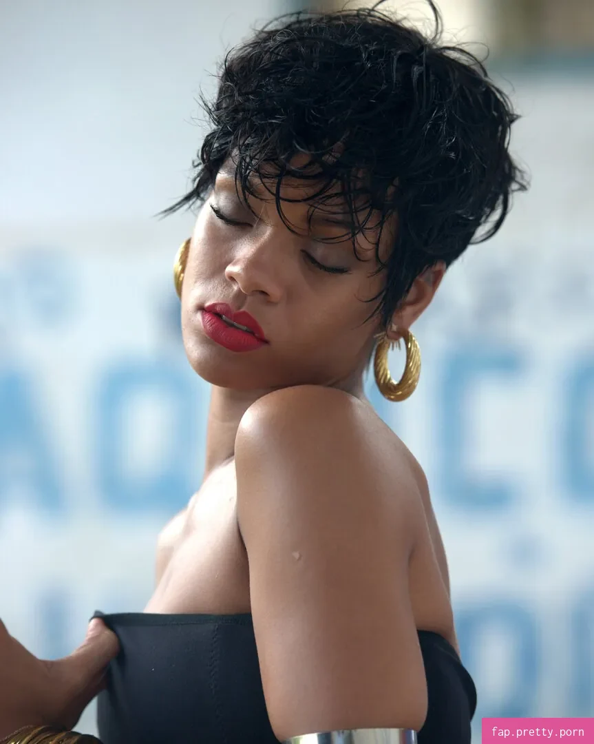 Rihanna - Photo #99