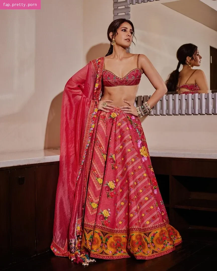 Raashii Khanna - Photo #05