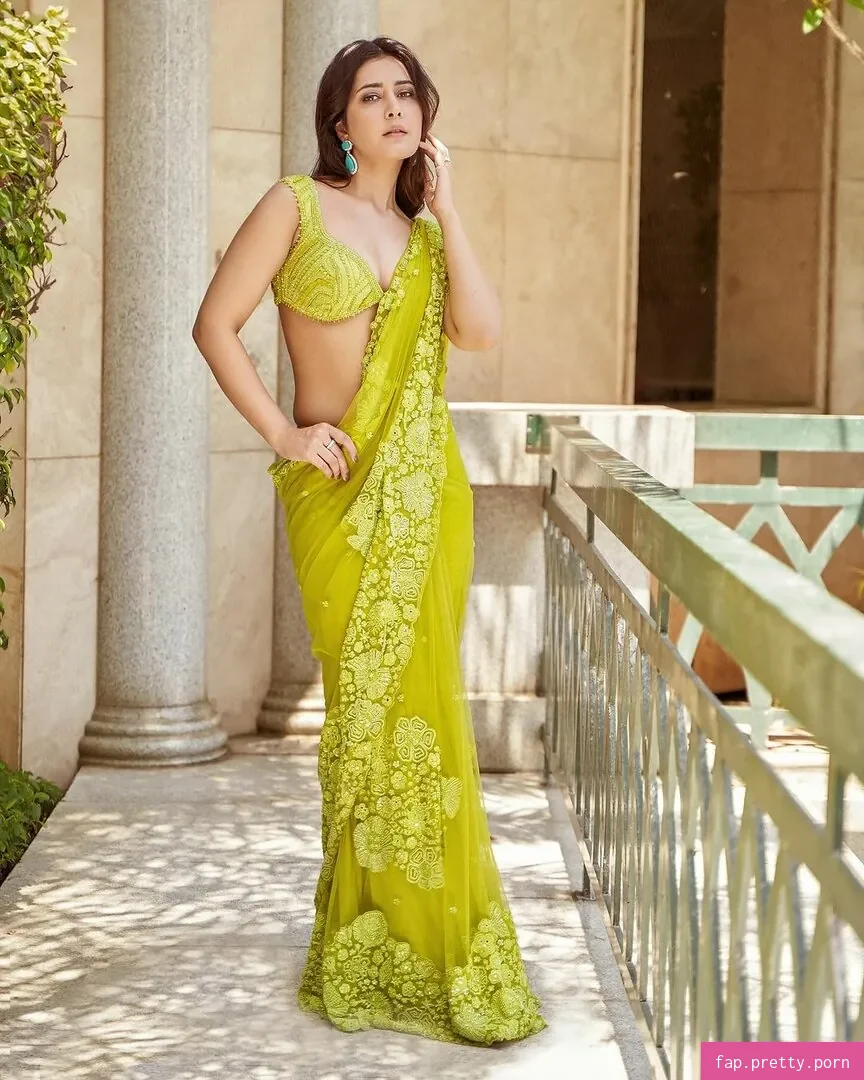 Raashii Khanna - Photo #22