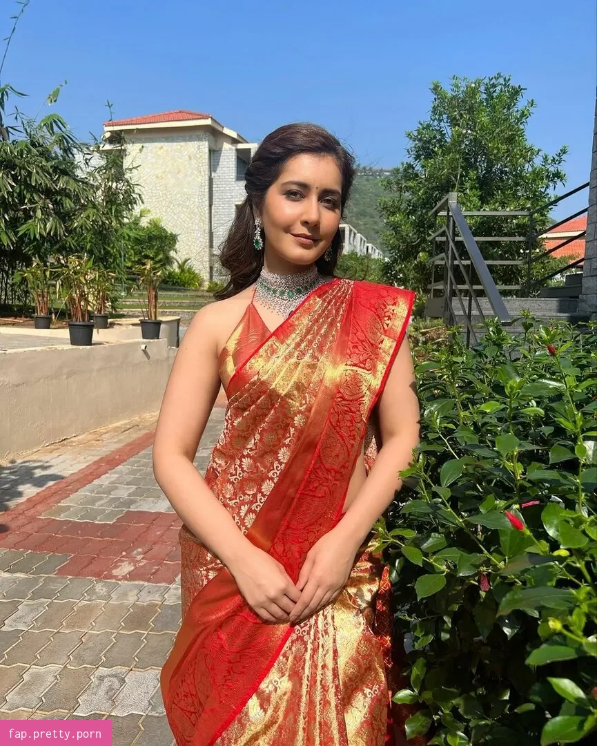 Raashii Khanna - Photo #30