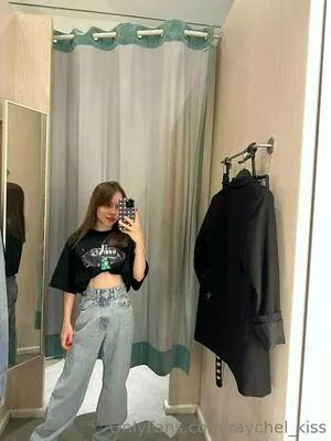 raychel_kiss
