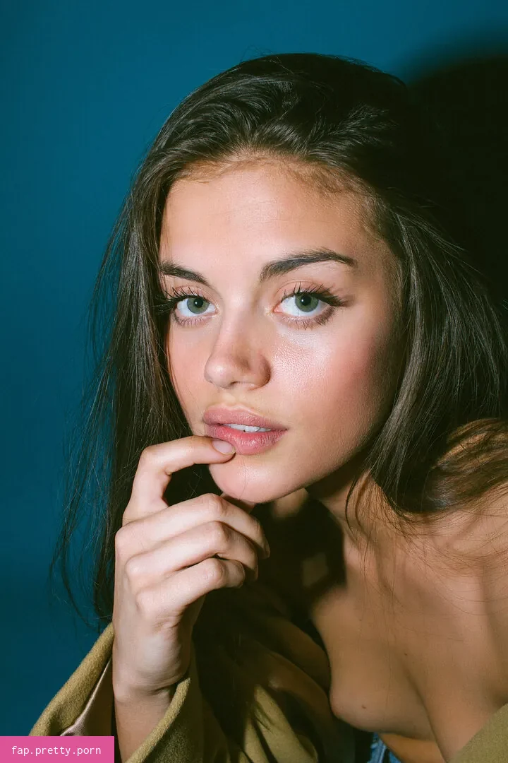 Rachael Lange - Photo #18