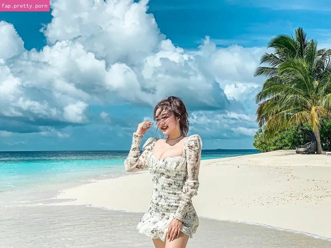 Rebecca Liu - Photo #60