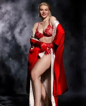 Rebecca Lucy Taylor