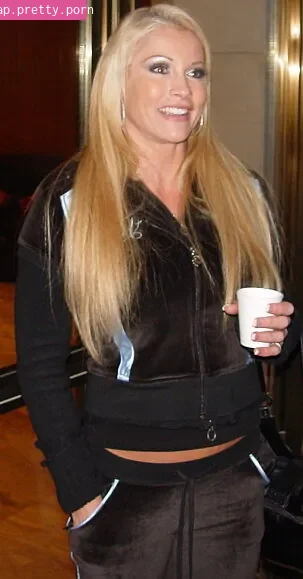 Rena Lesnar - Photo #45