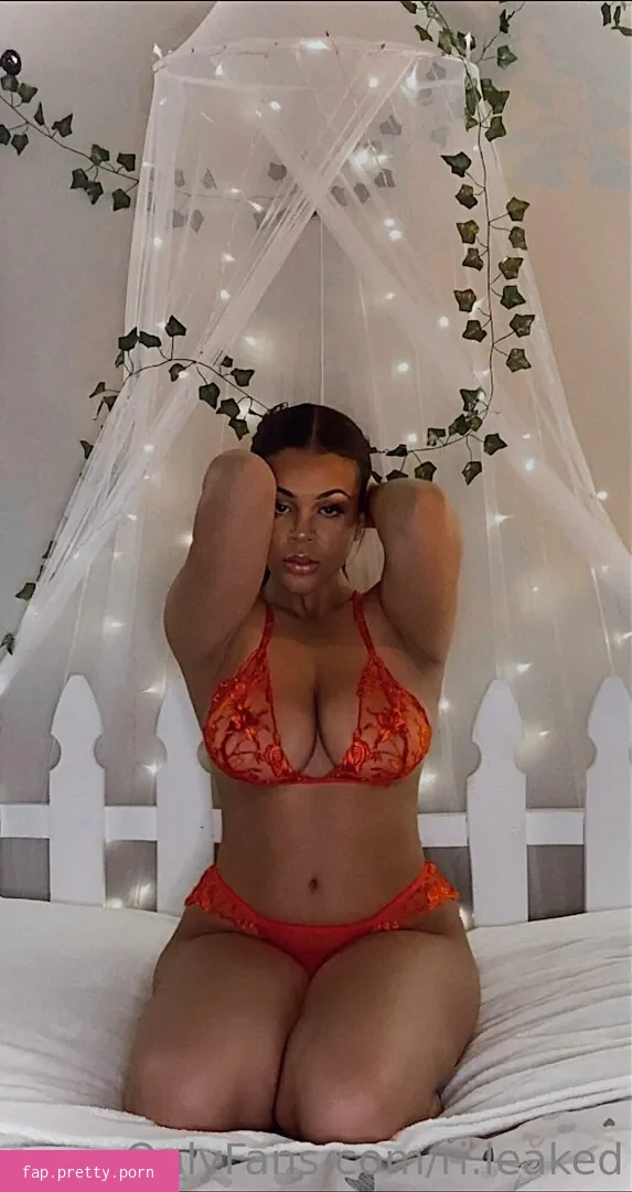 ri.leaked - Photo #04