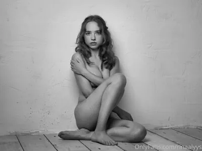 Rinna Ly