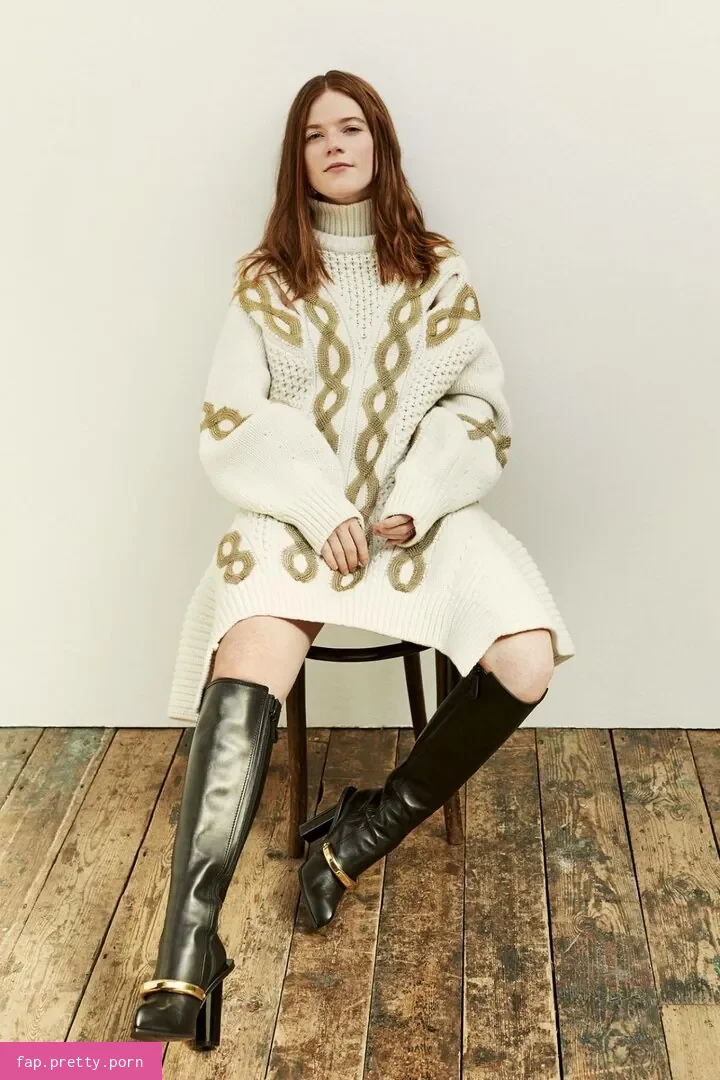 Rose Leslie - Photo #36