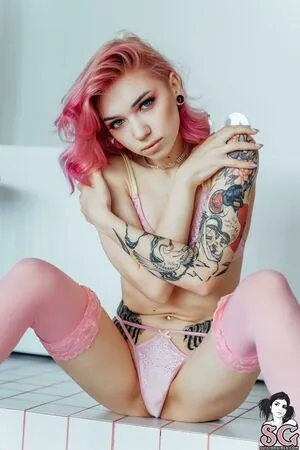 Roxy Loov