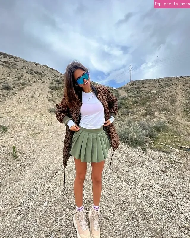 Reneé Maudlena Noe - Photo #03