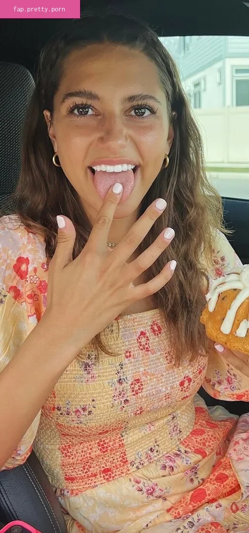 Reneé Maudlena Noe - Photo #05