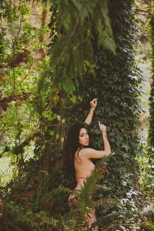 Robin Mae