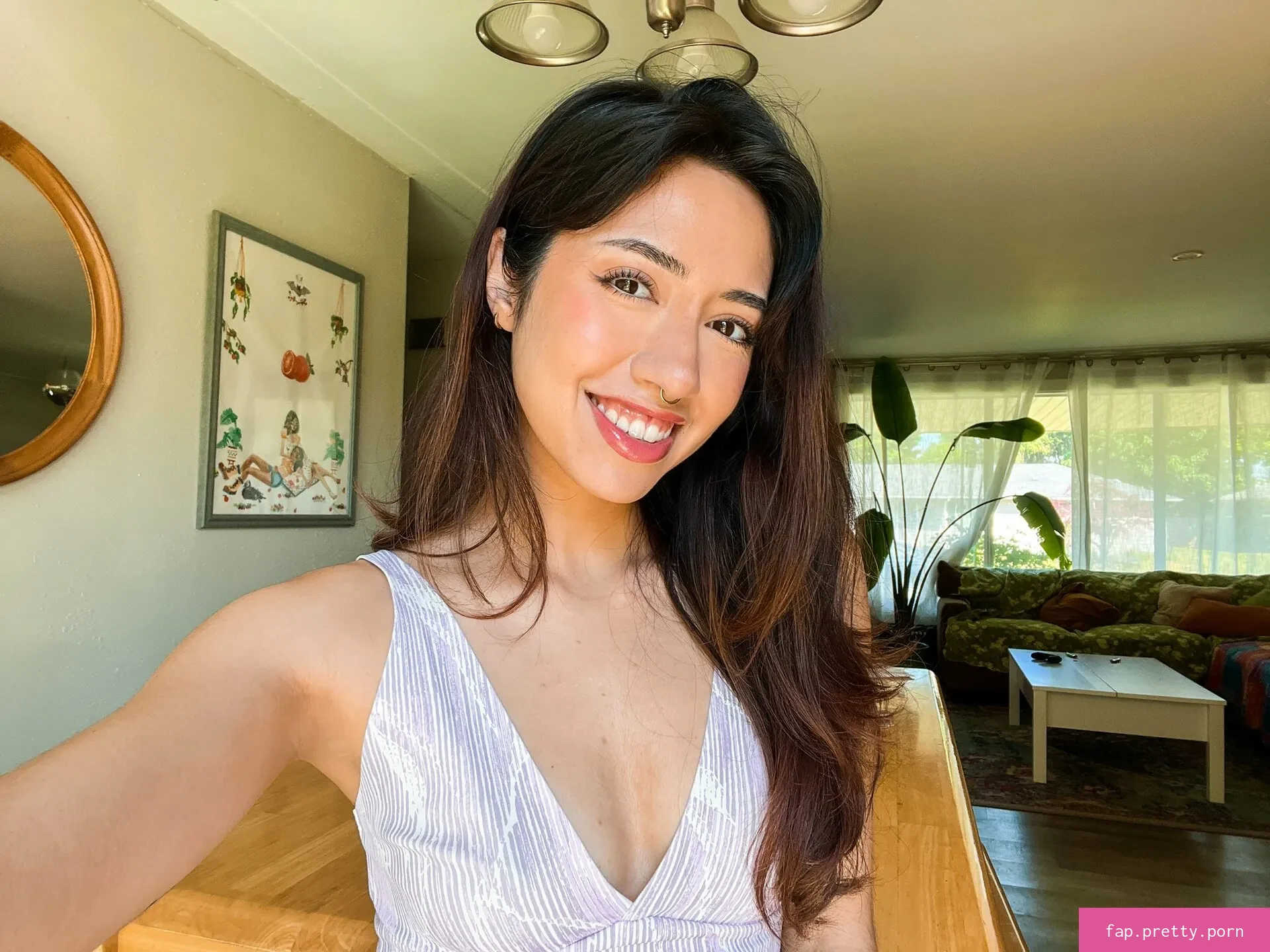 Robin Mae - Photo #15