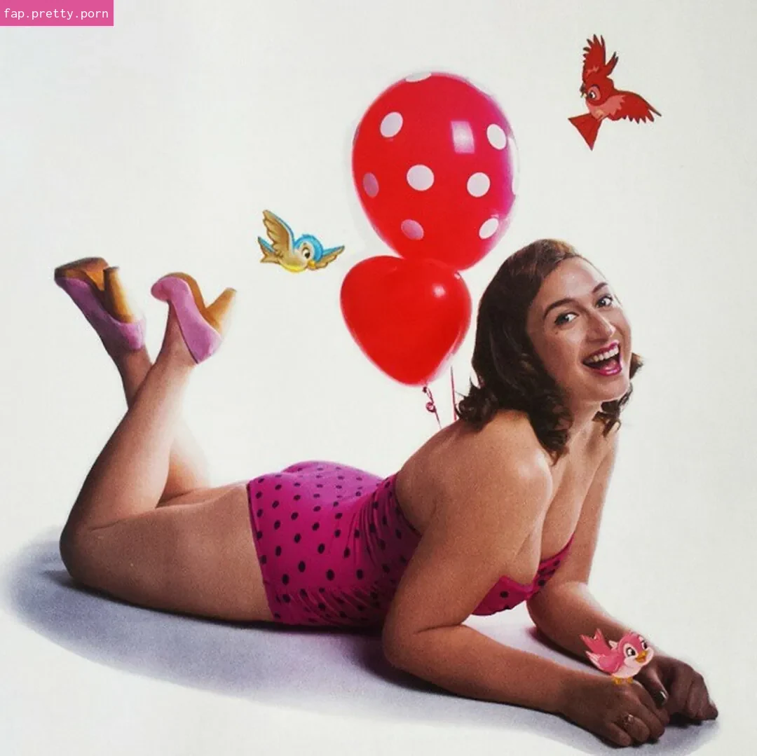 Rose Matafeo - Photo #02